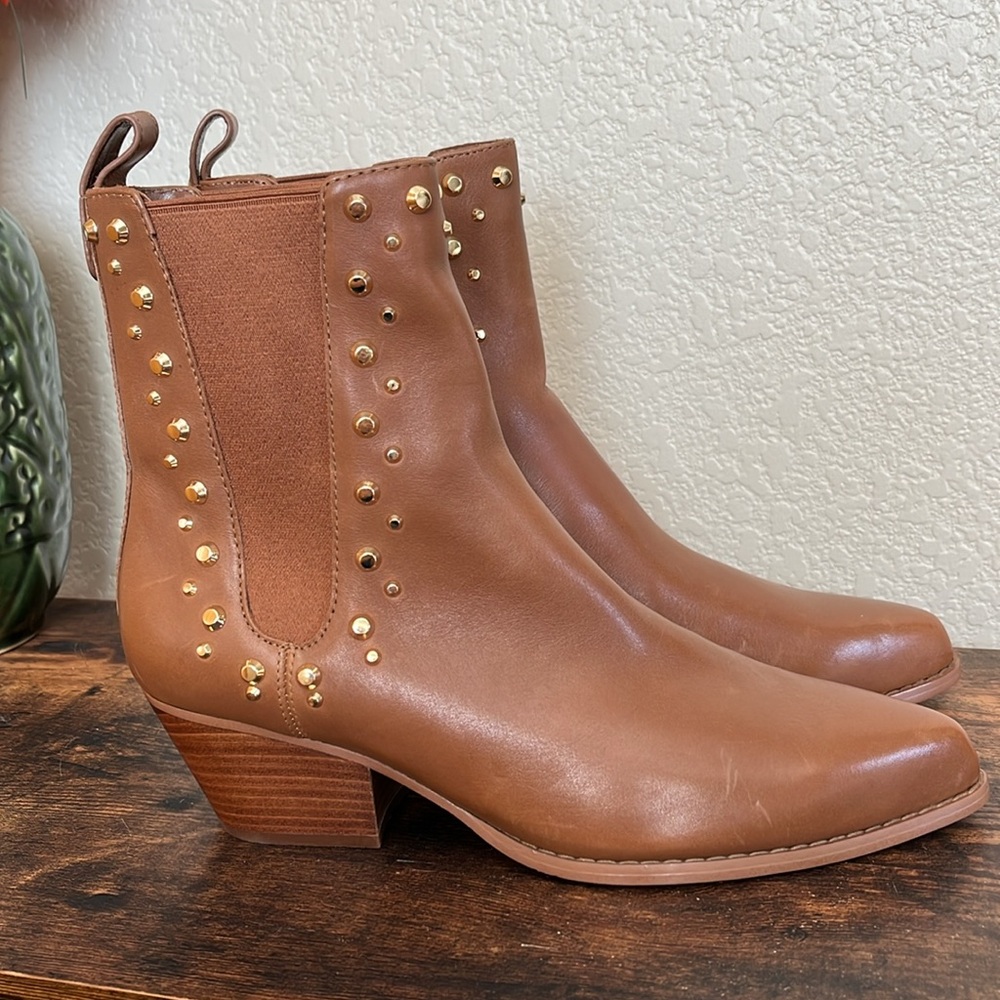 🆕 Michael Kors Kinlee Astor Studded Leather Ankle Boot - Picture 10 of 10